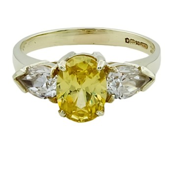 9ct Gold Cubic Zirconia 3 Stone Ring Size L